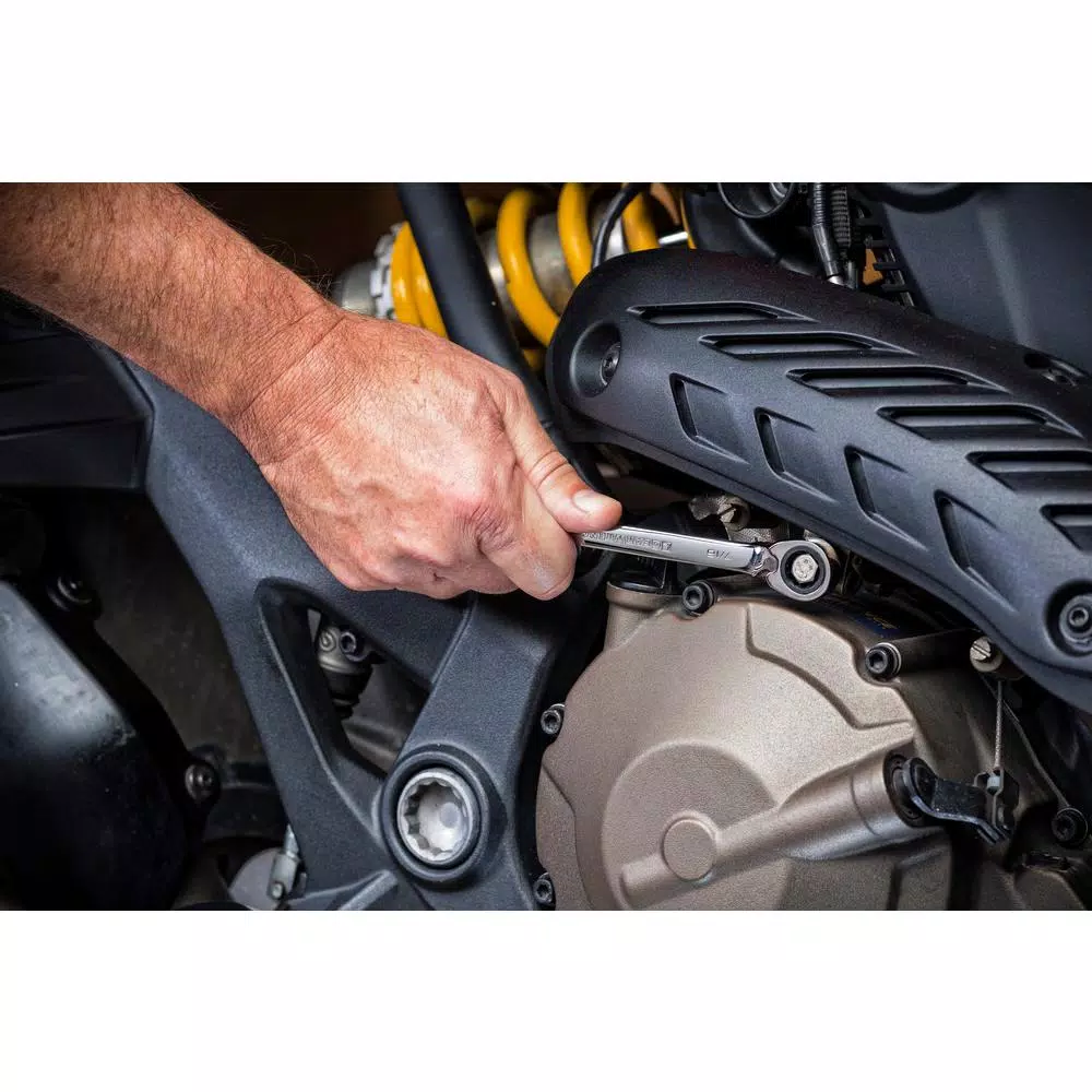 Wrenches GEARWRENCH 3/4 In. Reversible Combination Ratcheting Wrench 11 Wrenches GEARWRENCH 3/4 In. Reversible Combination Ratcheting Wrench - Image 9