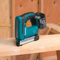 Fastening Tools Makita 18-Volt 5.0Ah Lithium-Ion Brushless 3/8 In. Crown Stapler Kit 18 Fastening Tools Makita 18-Volt 5.0Ah Lithium-Ion Brushless 3/8 In. Crown Stapler Kit -Tools Shop makita staple guns xts01t 1f 1000