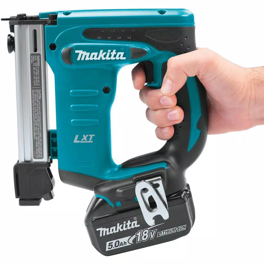 Fastening Tools Makita 18-Volt 5.0Ah Lithium-Ion Brushless 3/8 In. Crown Stapler Kit 7 Fastening Tools Makita 18-Volt 5.0Ah Lithium-Ion Brushless 3/8 In. Crown Stapler Kit - Image 5